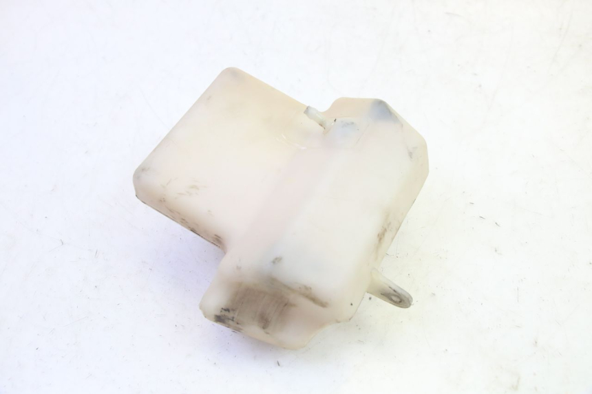 photo de SERBATOIO OLIO MBK BOOSTER SPIRIT 50 (2004 - 2017) - Primo piano tecnico