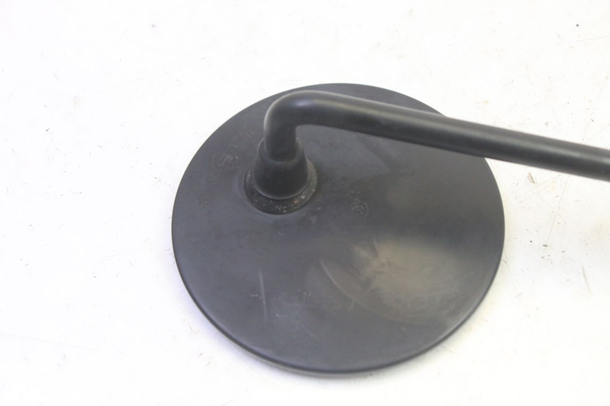 photo de SPECCHIO DESTRO SYM FIDDLE 3 III 125 (2014 - 2020) - Dettagli dei punti di fissaggio