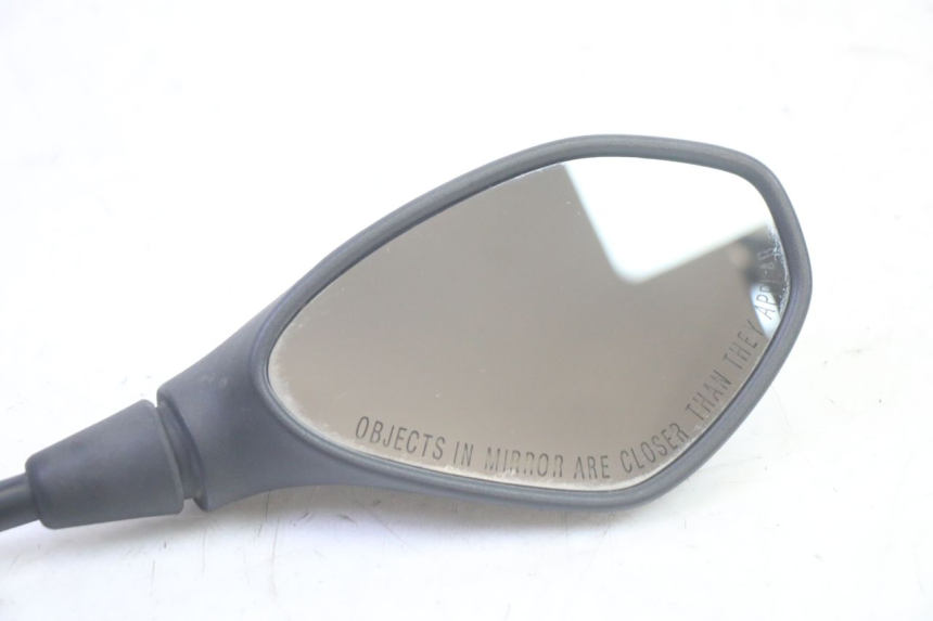 photo de SPECCHIO DESTRO PIAGGIO MP3 500 (2016 - 2018) - Zoom sullo stato d'uso