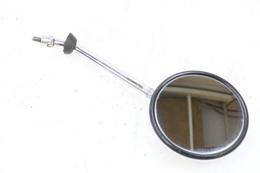 photo de SPECCHIO DESTRO PIAGGIO VESPA GTS SUPER IE 125 (2009 - 2016) - Zoom sullo stato d'uso