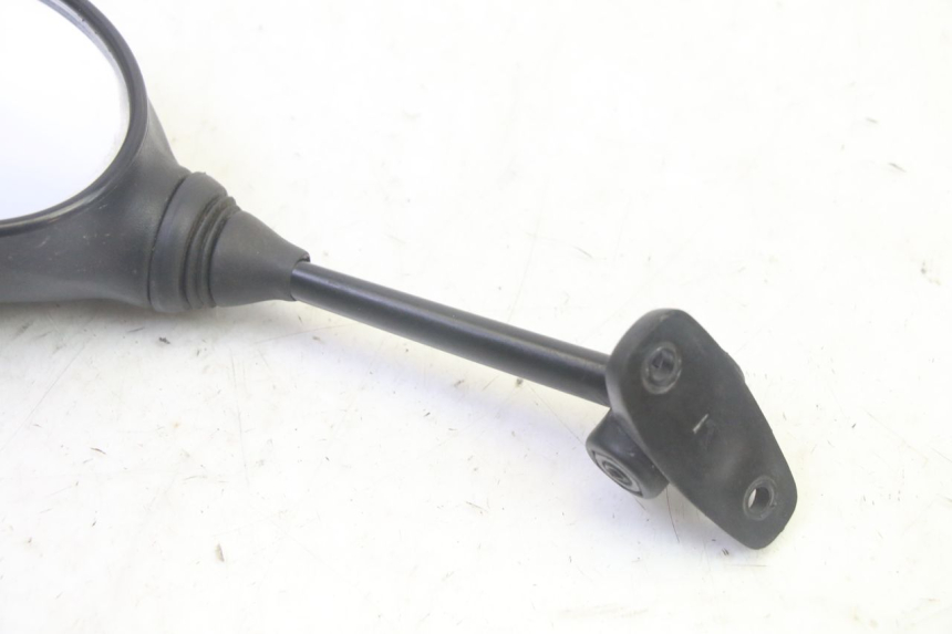 photo de Specchietto sinistro YAMAHA TZR 50 (2008 - 2016) - Zoom sullo stato d'uso