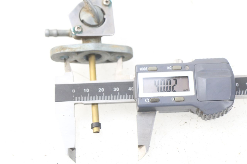 photo de ROBINET RESERVOIR LONCIN DIRT BIKE 125