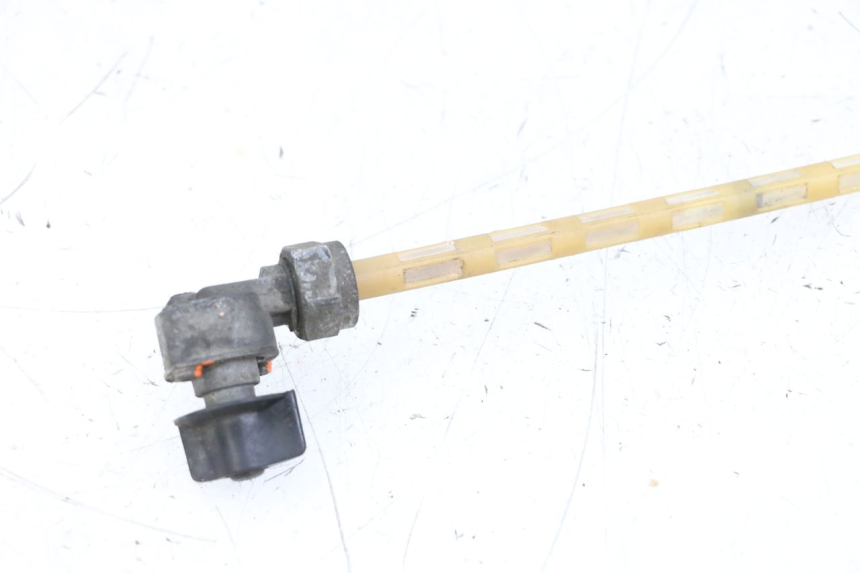 photo de RUBINETTO SERBATOIO HONDA NSR R 125 (1994 - 2003) - Altra angolazione