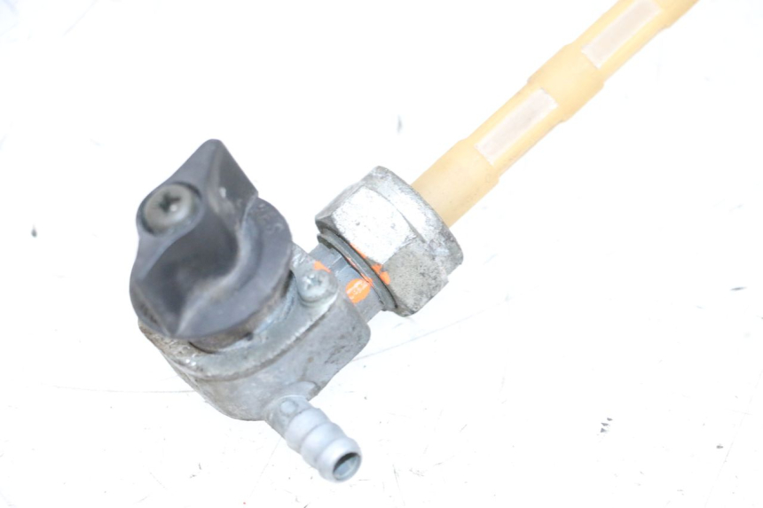 photo de RUBINETTO SERBATOIO HONDA NSR R 125 (1994 - 2003) - Stato della superficie e materiale