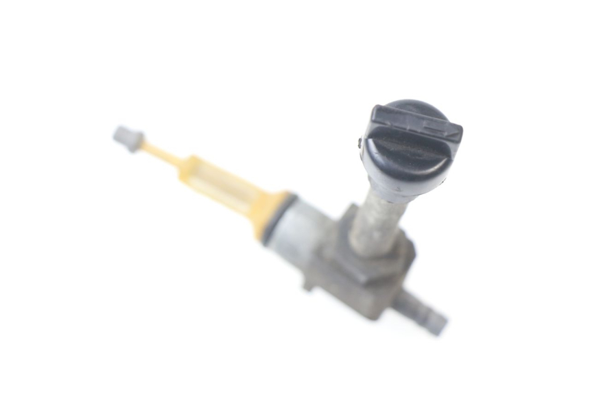 photo de ROBINET RESERVOIR PEUGEOT LUDIX 50 (2008 - 2017)