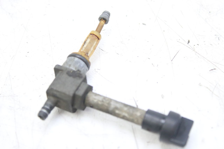 photo de ROBINET RESERVOIR PEUGEOT LUDIX 50 (2008 - 2017)
