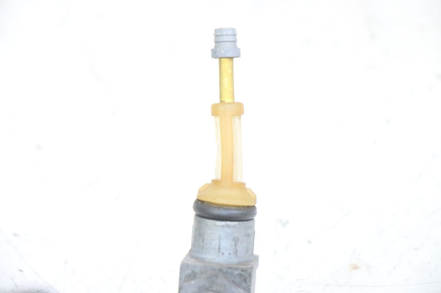 photo de RUBINETTO DEL SERBATOIO PEUGEOT LUDIX 50 (2005 - 2007)