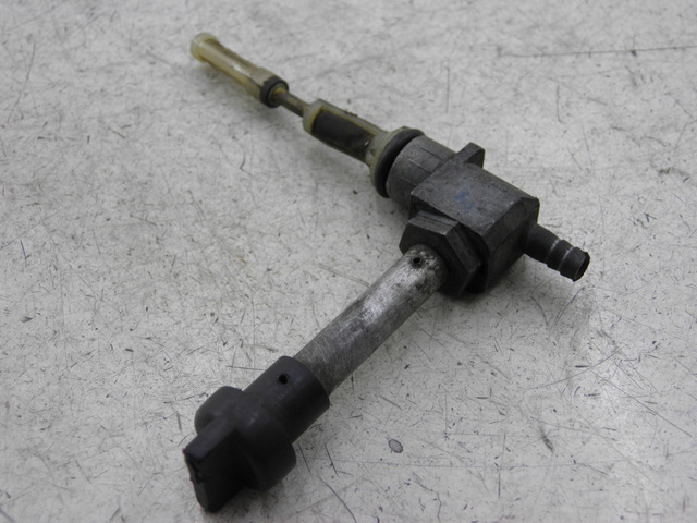 photo de ROBINET RESERVOIR PEUGEOT LUDIX 50 (2008 - 2017)