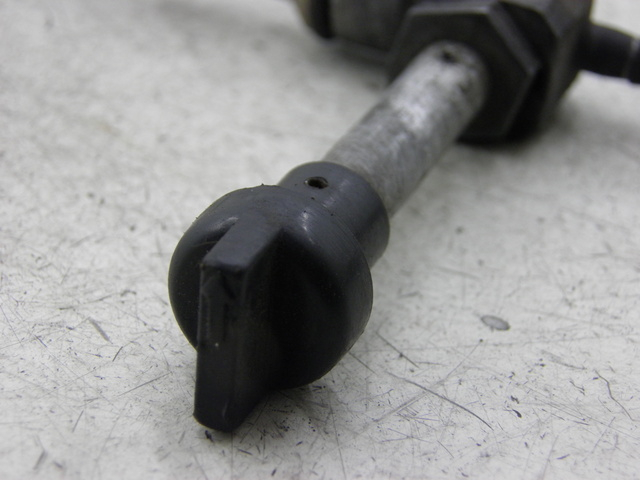 photo de ROBINET RESERVOIR PEUGEOT LUDIX 50 (2008 - 2017)