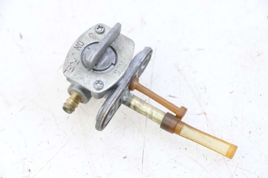 photo de RUBINETTO DEL SERBATOIO YAMAHA PW 80 (1983 - 2014)