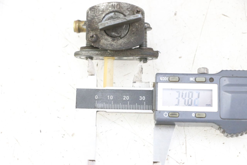 photo de ROBINET SERBATOIO YAMAHA FZS FAZER 600 (2001 - 2003)