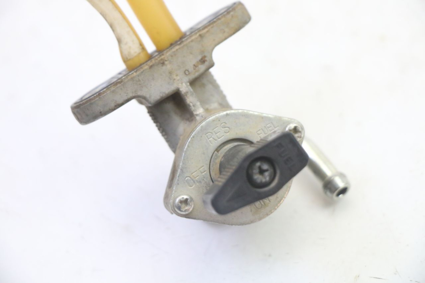 photo de RUBINETTO SERBATOIO YAMAHA YFM R RAPTOR 250 (2008 - 2014)