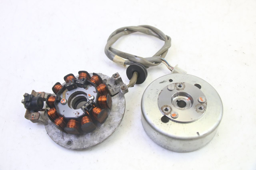 photo de ROTOR STATOR MBK BOOSTER SPIRIT 50 (2004 - 2017) - Vista principale