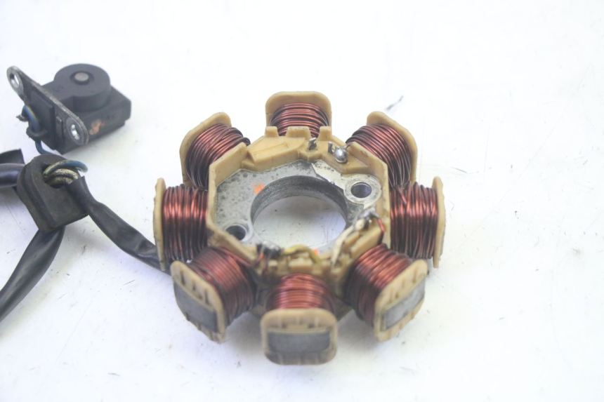 photo de STATORE LONGJIA DIGITA 4T 50 (2019 - 2022) - Dettagli dei punti di fissaggio