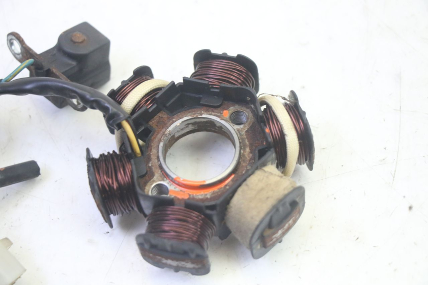 photo de STATORE PEUGEOT LUDIX 50 (2008 - 2017) - Primo piano tecnico