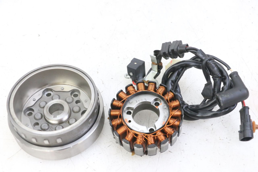 photo de STATORE PIAGGIO MP3 LT 300 (2010 - 2016)