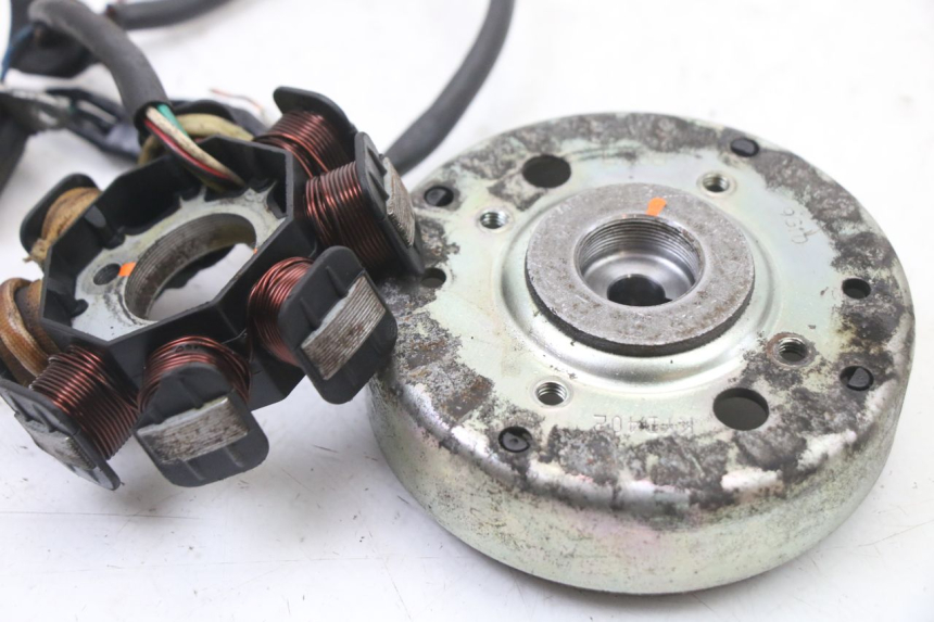 photo de ROTOR STATOR PEUGEOT KISBEE 4T 50 (2010 - 2017)
