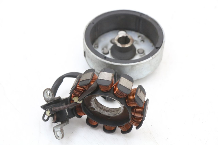 photo de STATORE PIAGGIO FLY 4T 50 (2004 - 2010)
