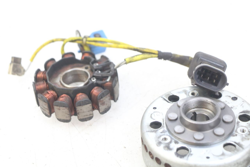 photo de ROTOR STATOR PIAGGIO VESPA LXV 125 (2006 - 2009)