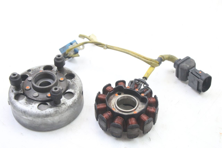 photo de ROTOR STATOR PIAGGIO X8 125 (2004 - 2007)