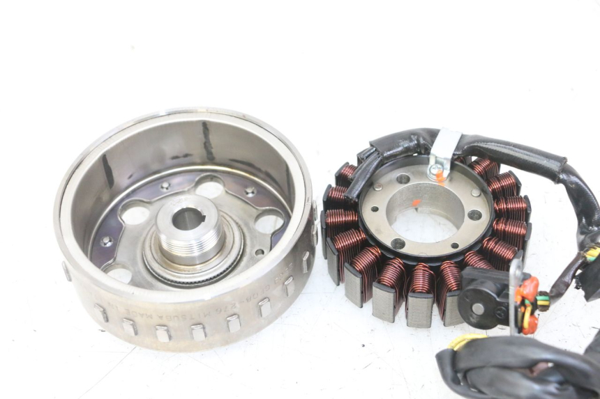 photo de STATORE PEUGEOT SATELIS 125 (2013 - 2018)