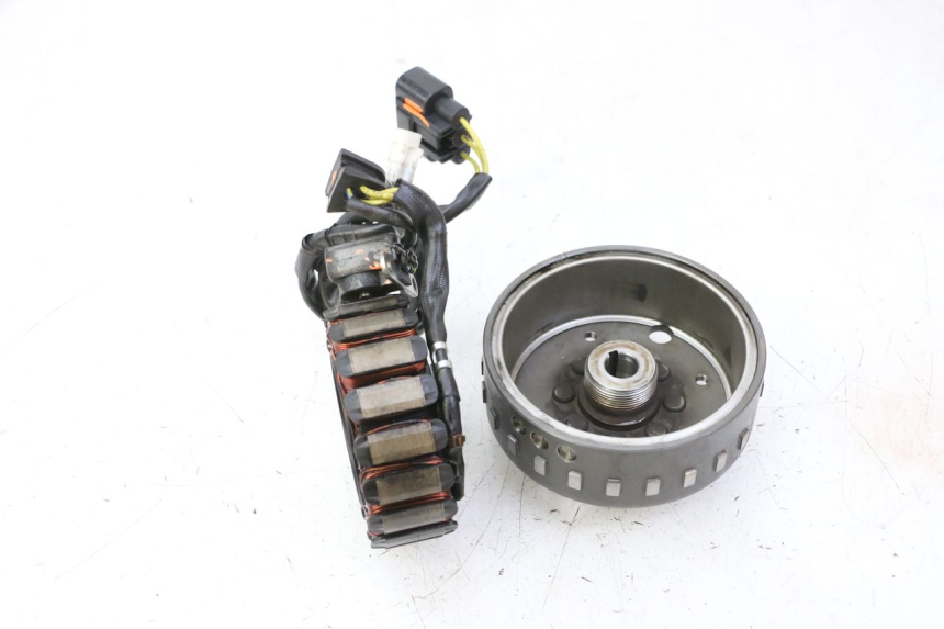 photo de STATORE PEUGEOT SATELIS 125 (2013 - 2018)