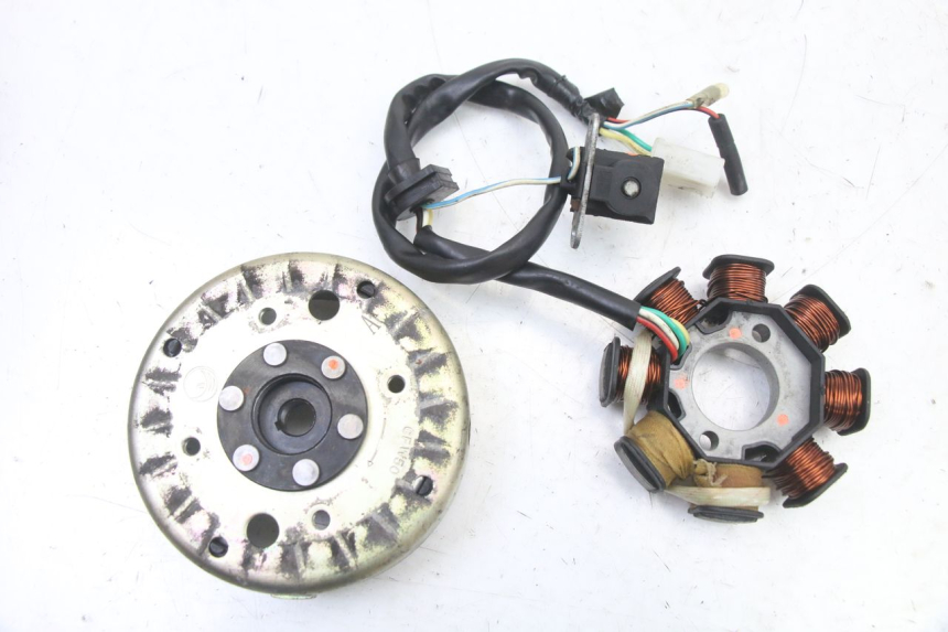 photo de STATORE UNIVERSAL BIKE ZN50QT-11B 50 (2018 - 2021)