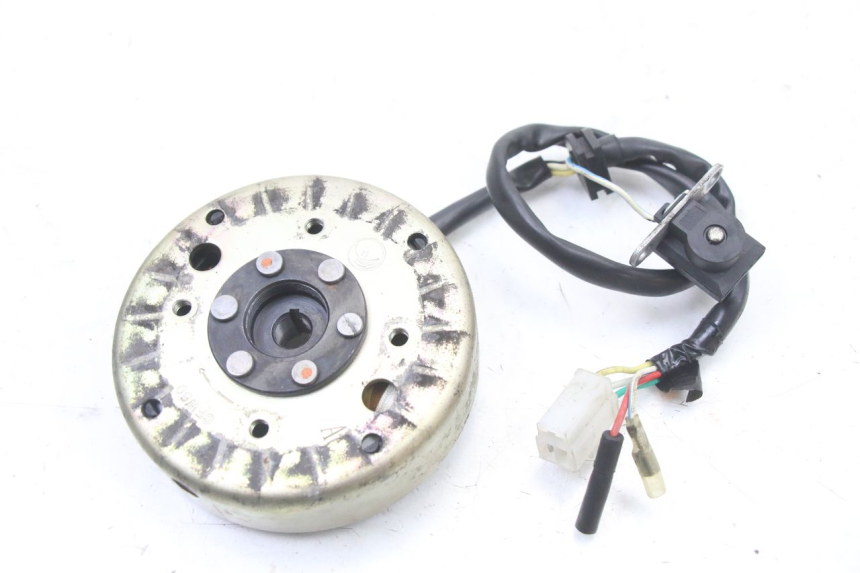 photo de STATORE UNIVERSAL BIKE ZN50QT-11B 50 (2018 - 2021)