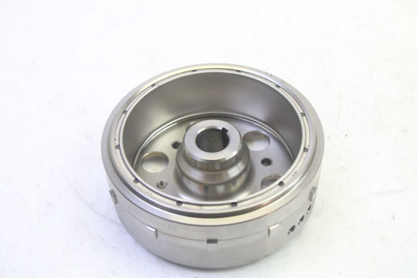 photo de VOLANO YAMAHA TDM ABS 900 (2002 - 2014) - Zoom sullo stato d'uso