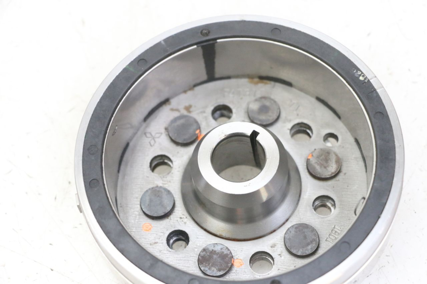 photo de VOLANO YAMAHA FZS FAZER 600 (2001 - 2003)