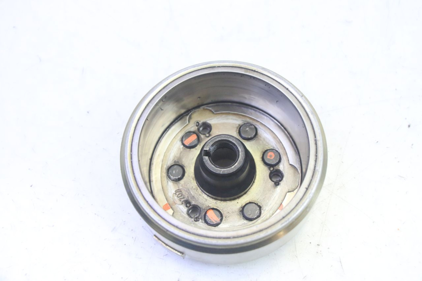 photo de VOLANO KYMCO ZING 125 (1997 - 2003) - Zoom sullo stato d'uso