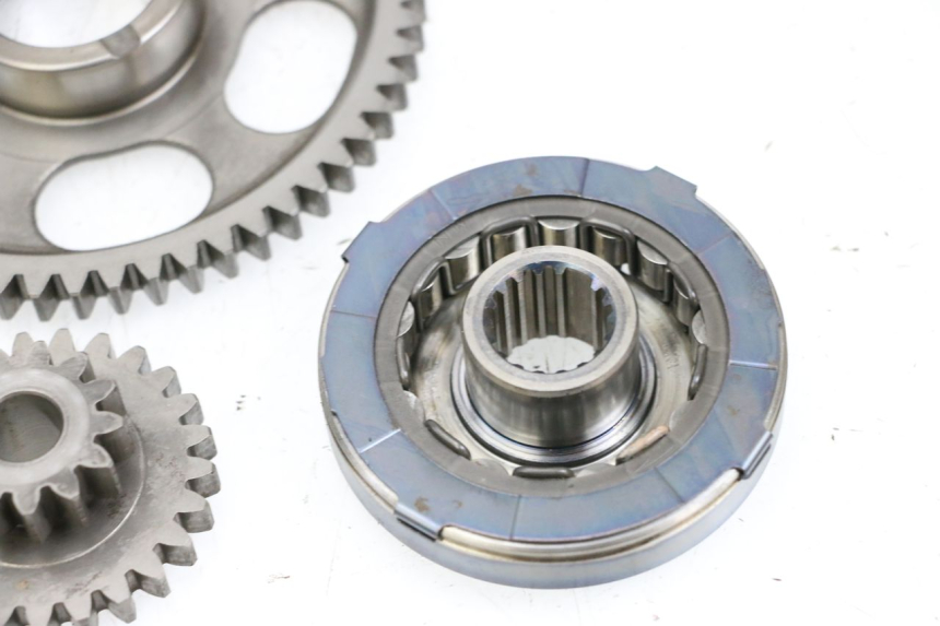 photo de RUOTA LIBERA AVVIAMENTO SUZUKI BURGMAN EXECUTIVE ABS 650 (2006 - 2012) - Altra vista dell'articolo