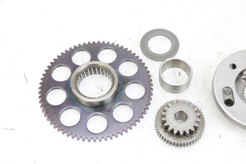 photo de RUOTA LIBERA AVVIAMENTO YAMAHA NEOS NEO'S 4T 50 (2008 - 2016) - Vista d'insieme del prodotto