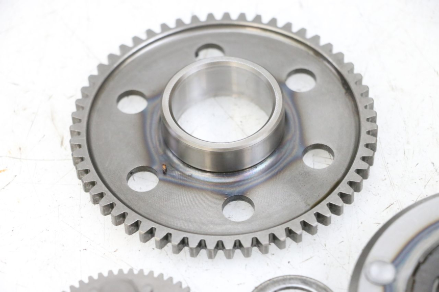 photo de RUOTA LIBERA AVVIAMENTO DAELIM S1 125 (2007 - 2016) - Primo piano tecnico