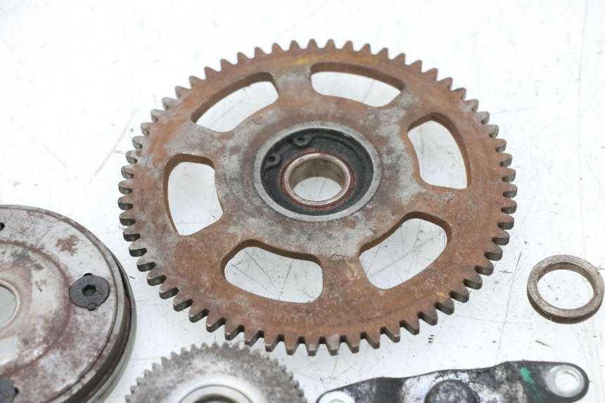 photo de RUOTA LIBERA AVVIAMENTO PEUGEOT SATELIS 125 (2013 - 2018) - Dettagli dei punti di fissaggio