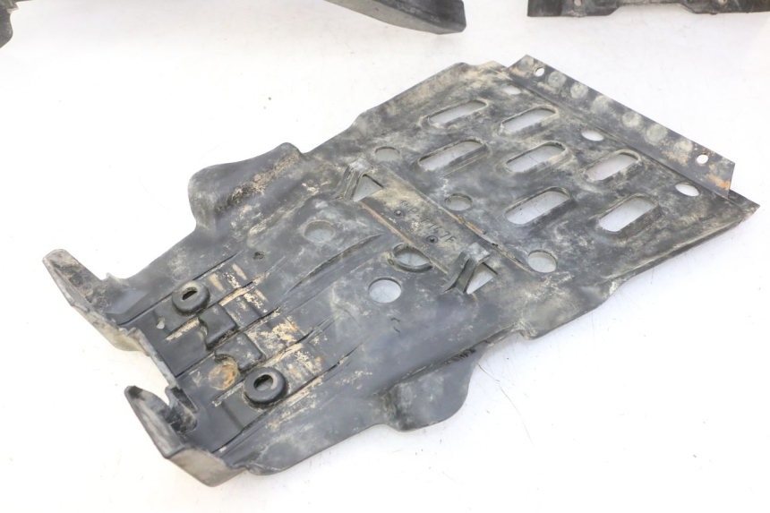 photo de PUNTALE YAMAHA YFM GRIZZLY 550 (2008 - 2015)