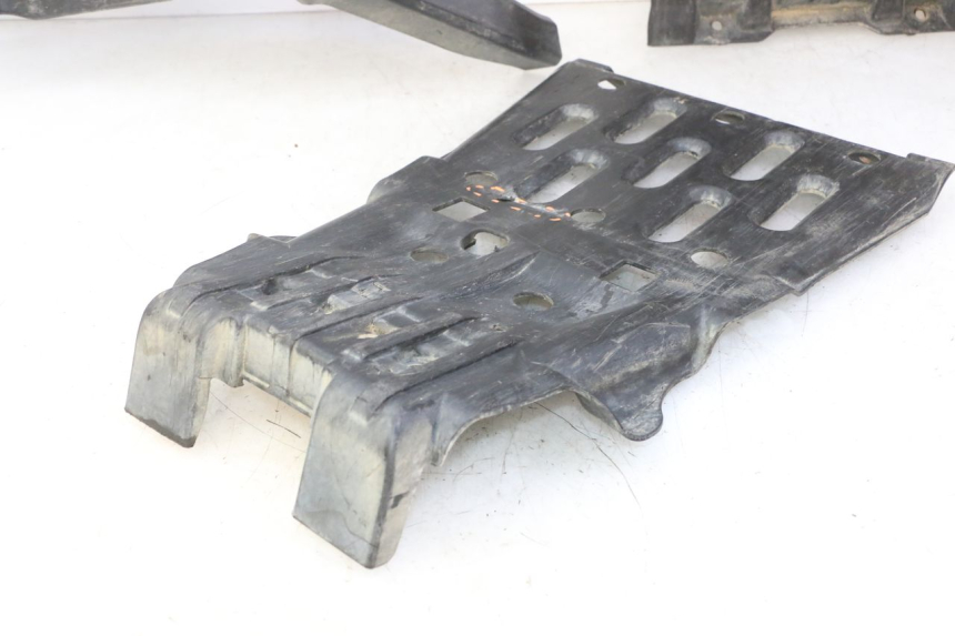 photo de PUNTALE YAMAHA YFM GRIZZLY 550 (2008 - 2015)