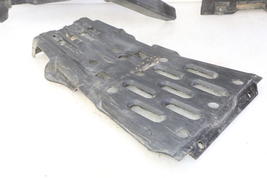 photo de PUNTALE YAMAHA YFM GRIZZLY 550 (2008 - 2015)