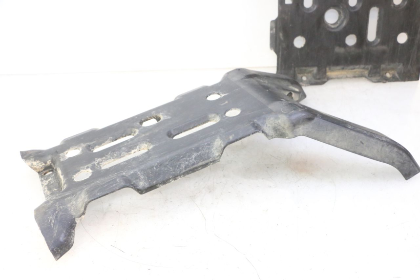 photo de PUNTALE YAMAHA YFM GRIZZLY 550 (2008 - 2015)