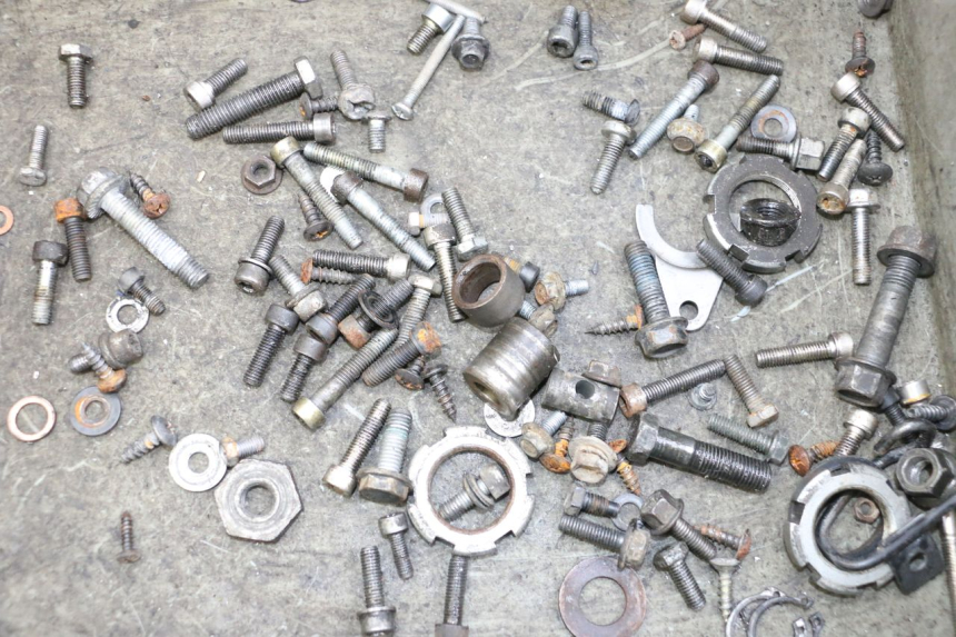 photo de SAC VITI BULLONE MBK BOOSTER SPIRIT NAKED 50 (2004 - 2017) - Dettaglio del componente