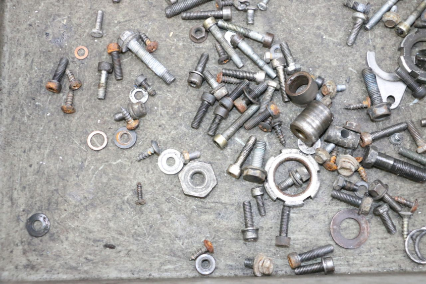 photo de SAC VITI BULLONE MBK BOOSTER SPIRIT NAKED 50 (2004 - 2017) - Altra angolazione