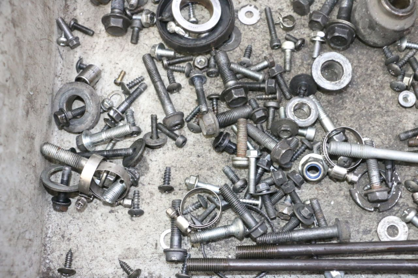 photo de SAC VITI BULLONE SUZUKI BURGMAN 125 (2007 - 2014)