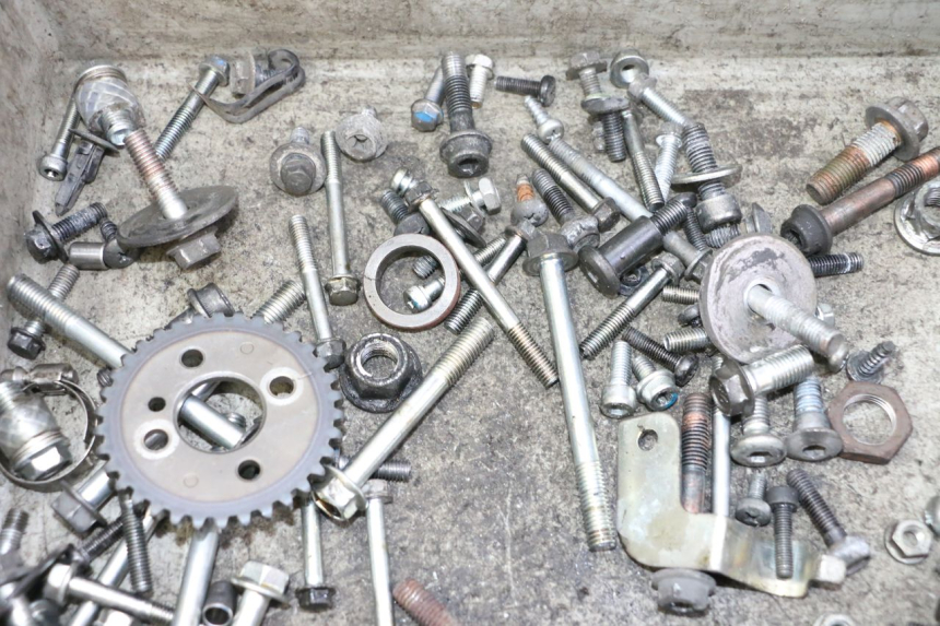 photo de SAC VITI BULLONE SUZUKI BURGMAN 125 (2007 - 2014)