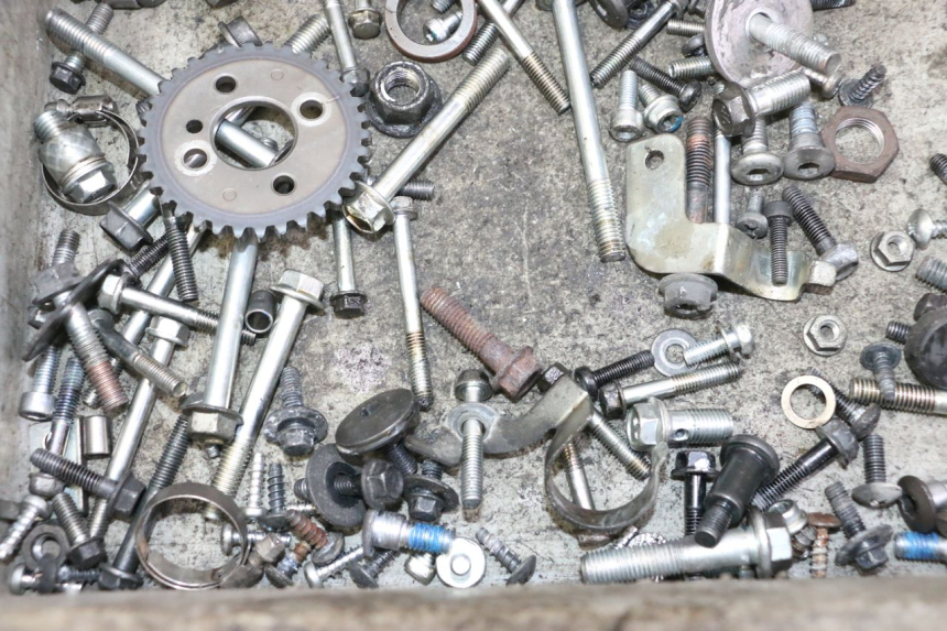 photo de SAC VITI BULLONE SUZUKI BURGMAN 125 (2007 - 2014)