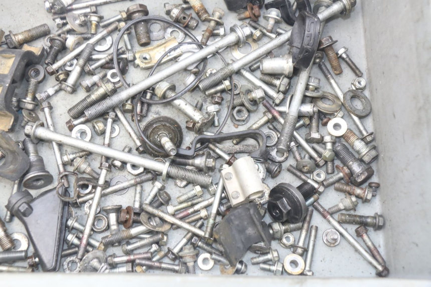 photo de SAC VITI BULLONE HONDA CRF 250 (2016 - 2017)