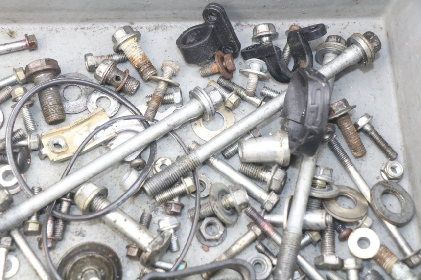 photo de SAC VITI BULLONE HONDA CRF 250 (2016 - 2017)