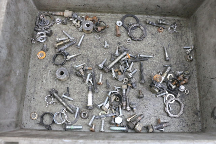 photo de SAC VITI BULLONE PEUGEOT ELYSEO 125 (1999 - 2004) - Vista principale