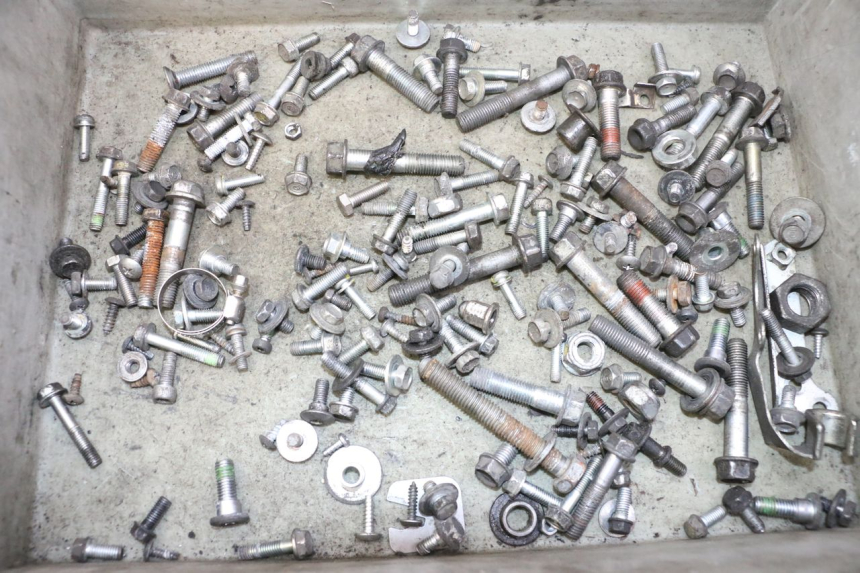 photo de SAC VITI BULLONE HONDA FES S-WING SWING ABS 125 (2007 - 2015)