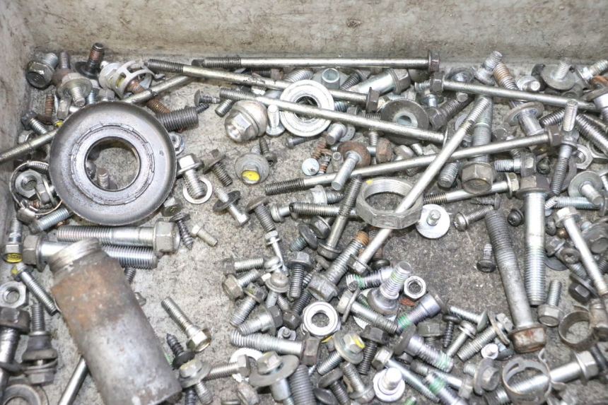 photo de SAC VITI BULLONE HONDA FES S-WING SWING ABS 125 (2007 - 2015)