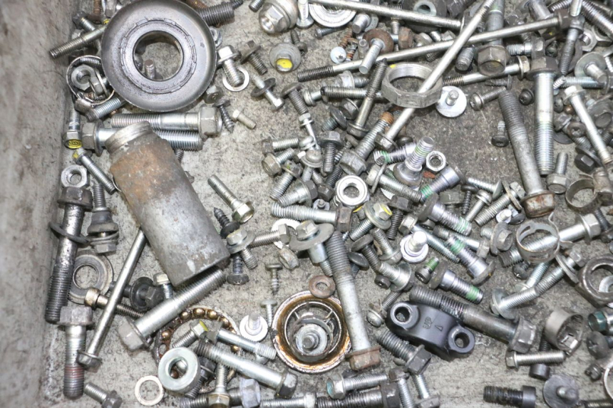 photo de SAC VITI BULLONE HONDA FES S-WING SWING ABS 125 (2007 - 2015)